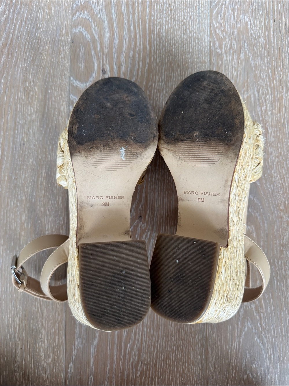 Marc Fisher Braided Straw Platform Sandals in Beige. Size 9. - Picture 7 of 8